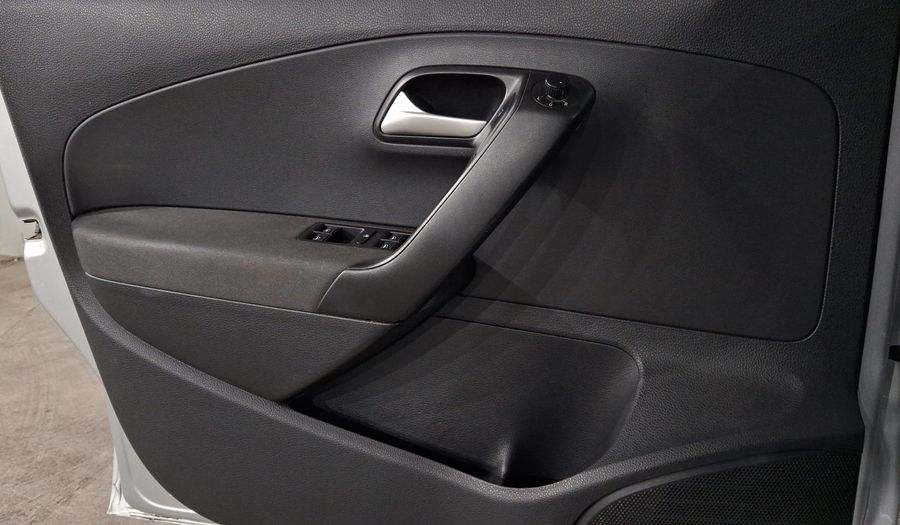 Volkswagen Polo 1.6 DESIGN & SOUND AUTO Hatchback 2019