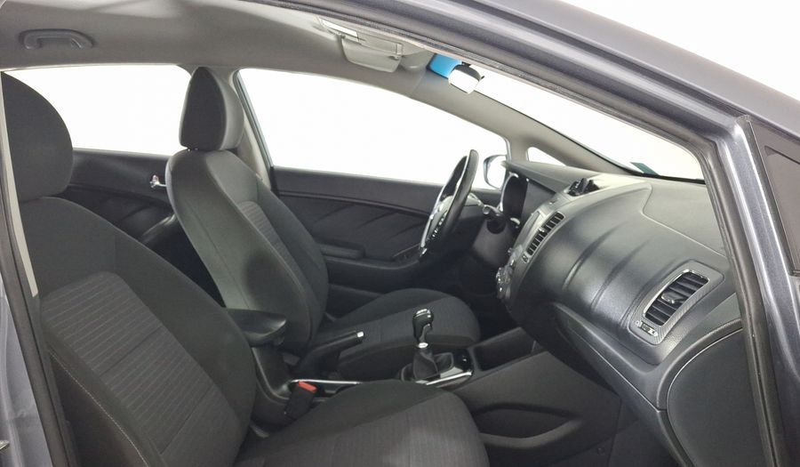 Kia Forte 2.0 EX Hatchback 2018