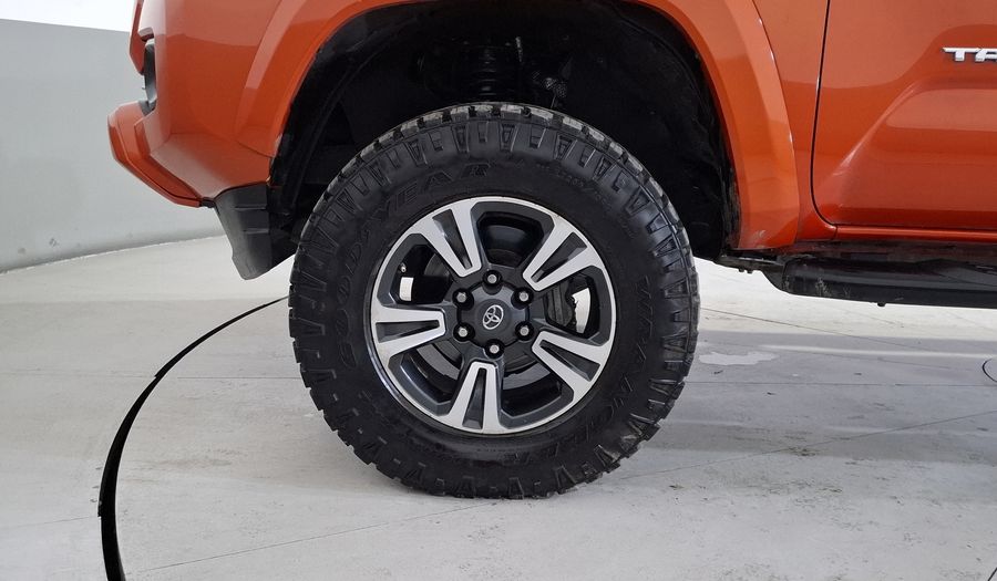 Toyota Tacoma 3.5 TRD SPECIAL EDITION 4X4 Pickup 2016