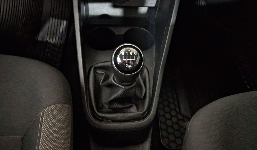 Volkswagen Saveiro 1.6 ROBUST CABINA SENCILLA Pickup 2024