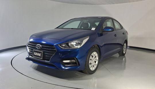 Hyundai • Accent