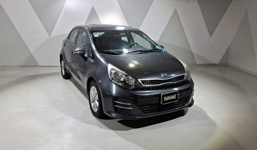 Kia Rio 1.6 EX MT Hatchback 2017