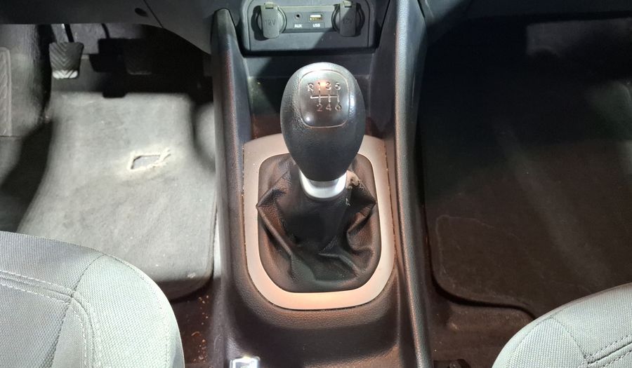Kia Rio 1.6 EX MT Hatchback 2017