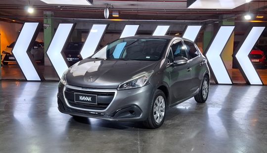 Peugeot • 208