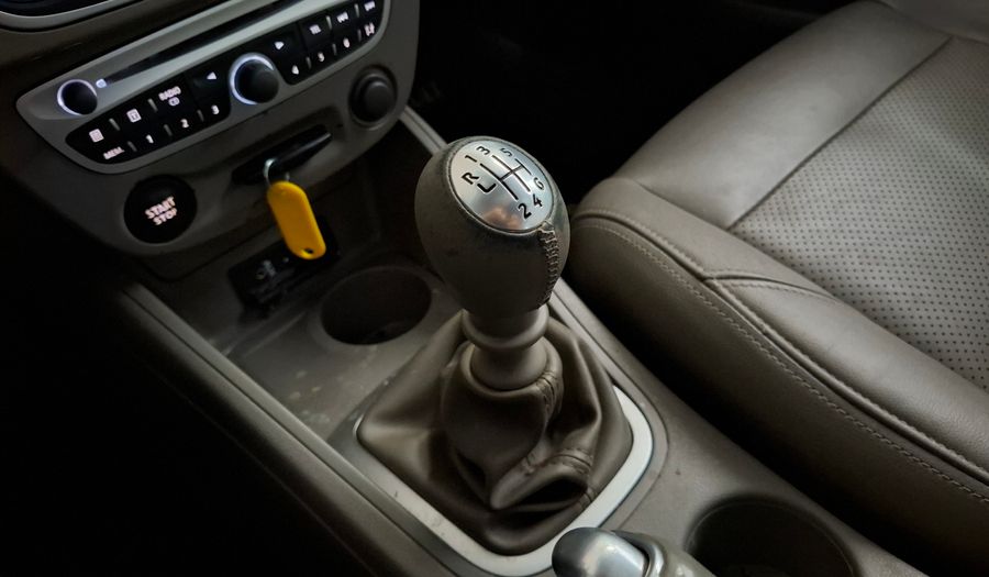 Renault Fluence 2.0 PRIVILEGE Sedan 2012
