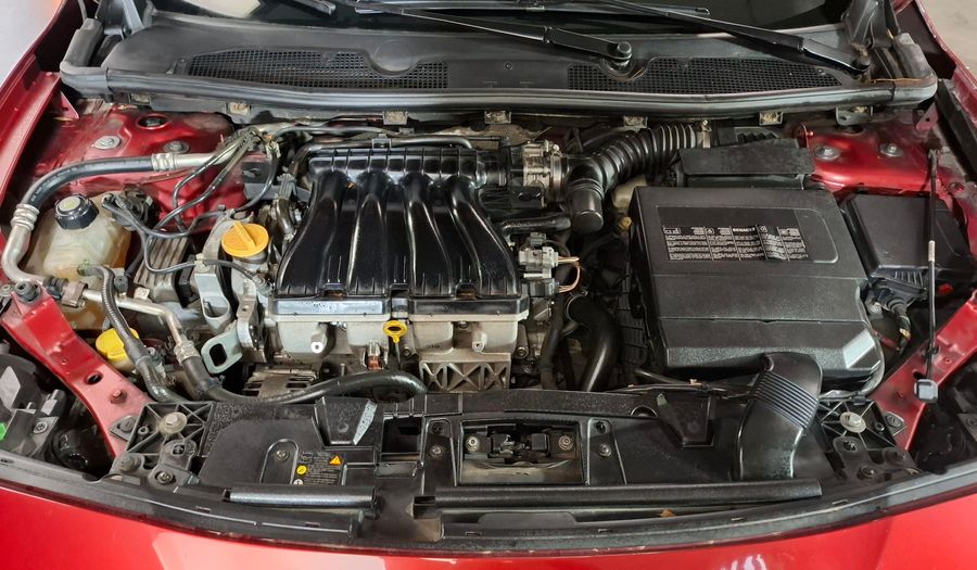 Renault Fluence 2.0 PRIVILEGE Sedan 2012