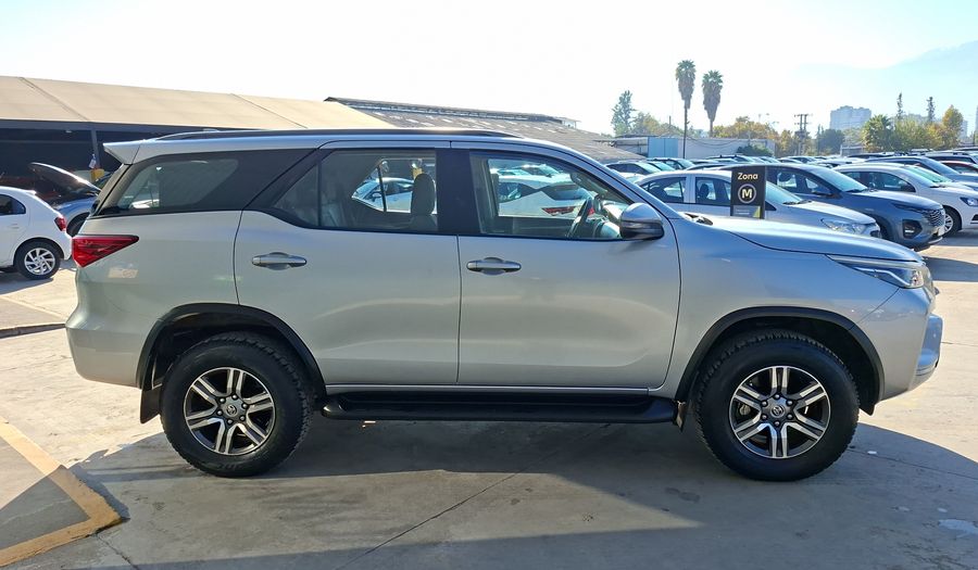 Toyota Fortuner 2.7 AUTO SR5 Suv 2022