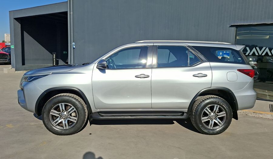 Toyota Fortuner 2.7 AUTO SR5 Suv 2022
