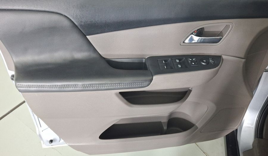 Honda Odyssey 3.5 LX Minivan 2016
