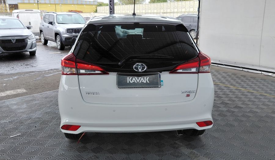Toyota Yaris 1.5 S CVT Hatchback 2025