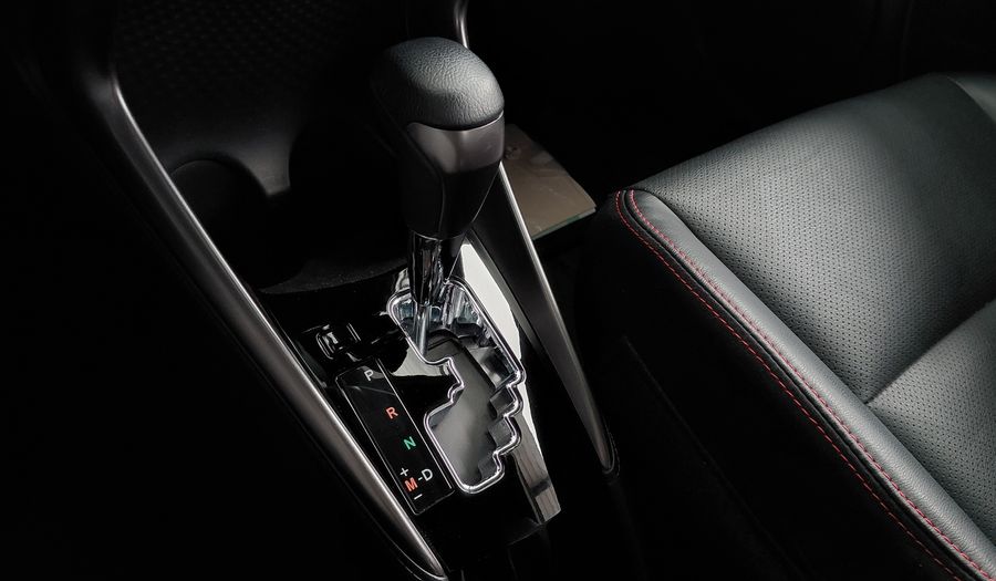 Toyota Yaris 1.5 S CVT Hatchback 2025