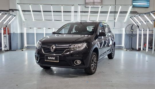 Renault • Sandero