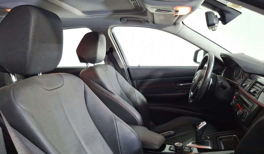 Bmw Serie 3 2.0 320IA SPORT LINE Sedan 2014