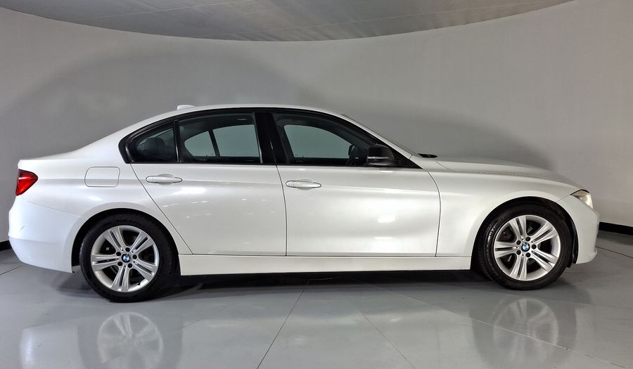 Bmw Serie 3 2.0 320IA SPORT LINE Sedan 2014