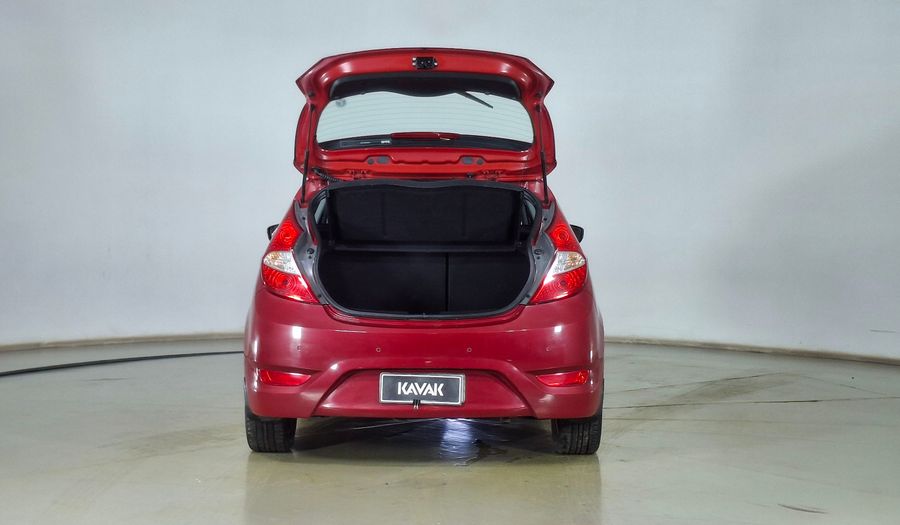 Hyundai Accent 1.6 RB GLS FULL Hatchback 2015
