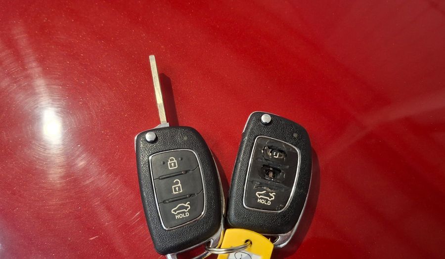 Hyundai Accent 1.6 RB GLS FULL Hatchback 2015