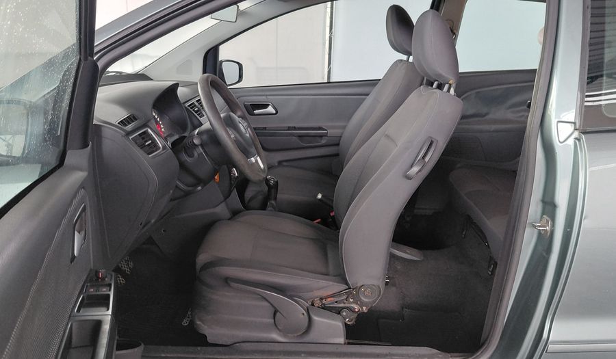 Volkswagen Fox 1.6 TRENDLINE Hatchback 2011