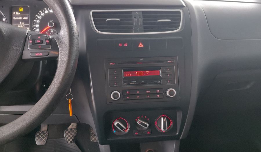 Volkswagen Fox 1.6 TRENDLINE Hatchback 2011