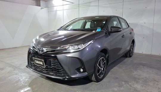Toyota • Yaris