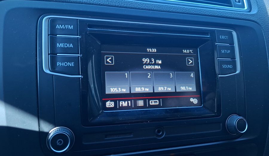 Volkswagen Bora 2.0 TDI ADVANCE Sedan 2017