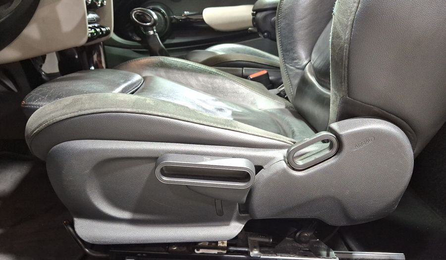 Mini Cooper 1.5 COOPER PEPPER AT Hatchback 2017