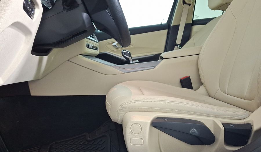 Bmw Serie 3 2.0 320I AUTO Sedan 2021