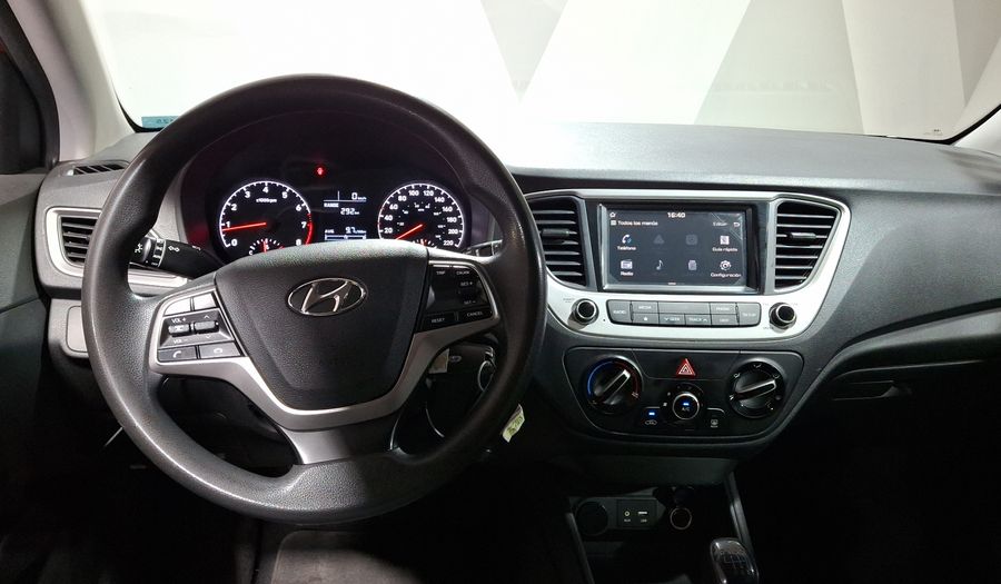 Hyundai Accent 1.6 GL MID Hatchback 2021