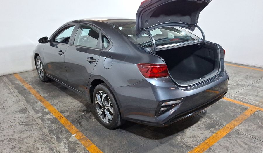 Kia Forte 2.0 LX IVT Sedan 2021