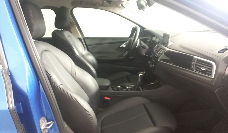 Bmw Serie 1 2.0 120IA SPORT LINE AUTO Sedan 2019