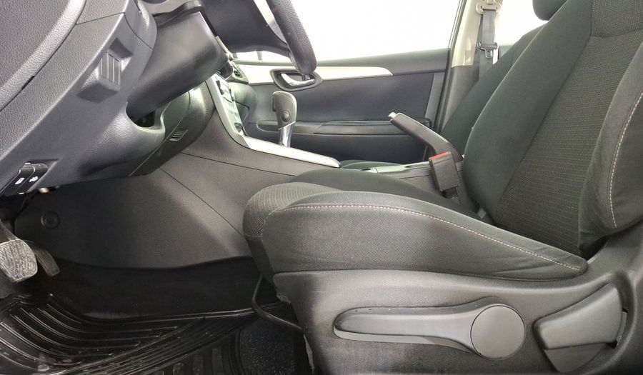 Nissan Sentra 1.8 SENSE AUTO Sedan 2019
