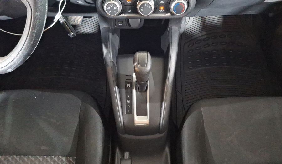 Nissan Versa 1.6 SENSE CVT Sedan 2022
