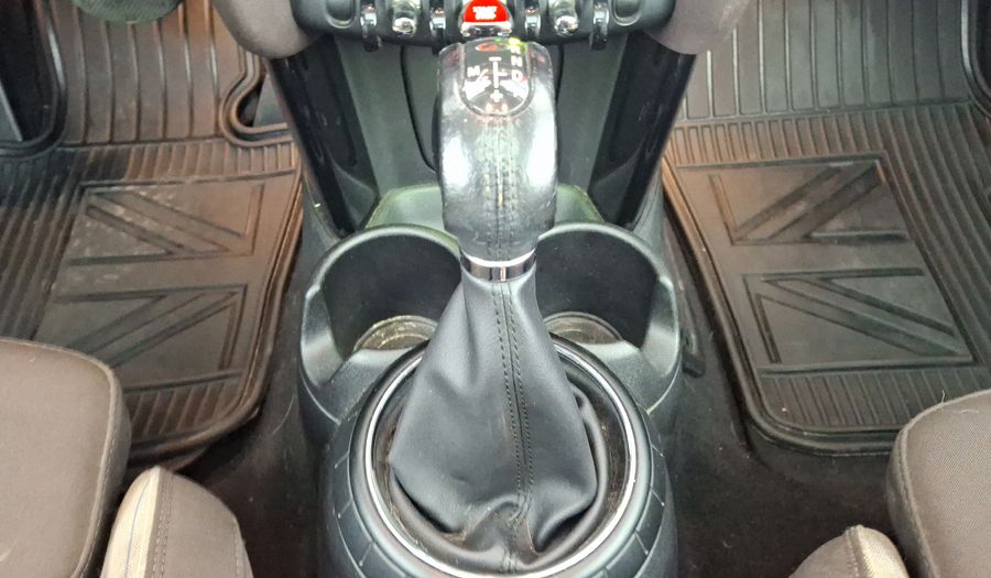 Mini Cooper 1.5 COOPER CHILI AT Hatchback 2015