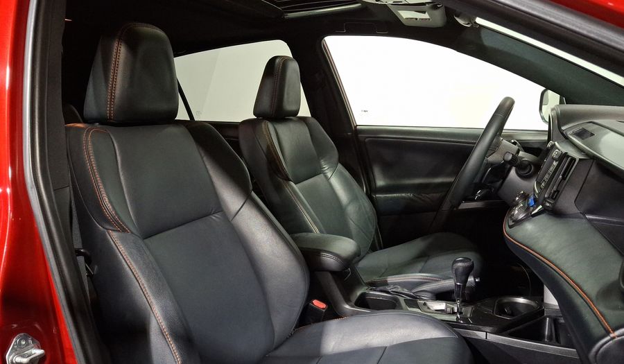 Toyota Rav4 2.5 L4 SE 4WD AT Suv 2017