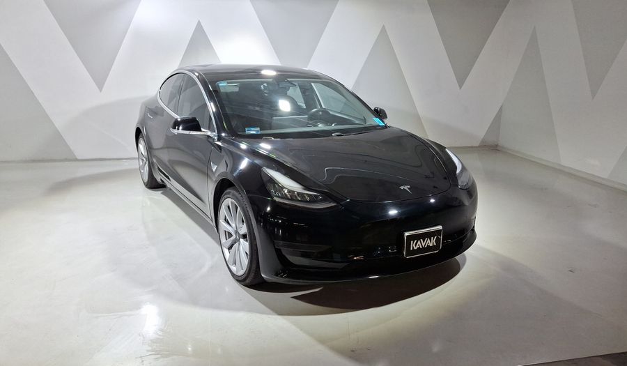 Tesla Model 3 STANDARD RANGE PLUS Sedan 2020