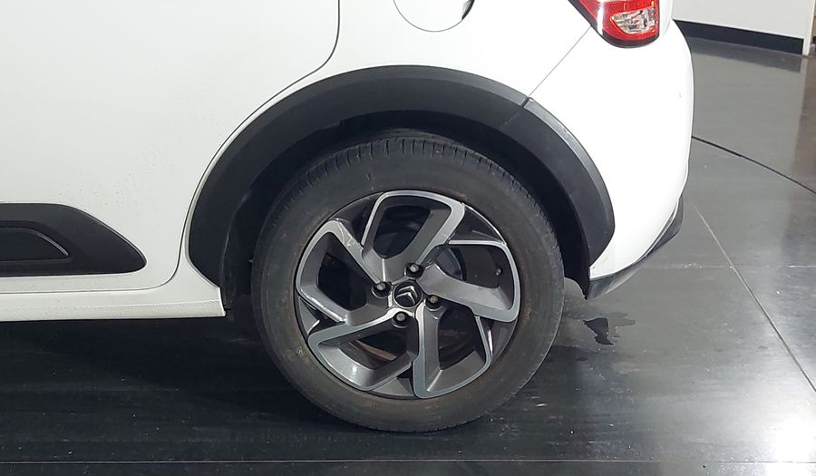 Citroen C3 1.6 URBANTRAIL ETA6 Hatchback 2019