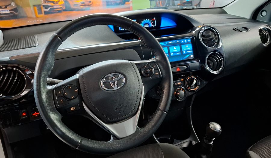Toyota Etios 1.5 XLS Sedan 2021