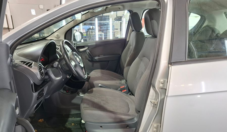 Fiat Palio 1.4 ATTRACTIVE Hatchback 2017