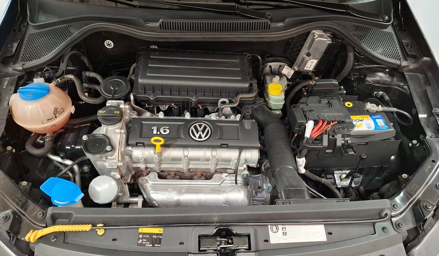 Volkswagen Polo 1.6 COMFORTLINE TIPTRONIC Sedan 2017