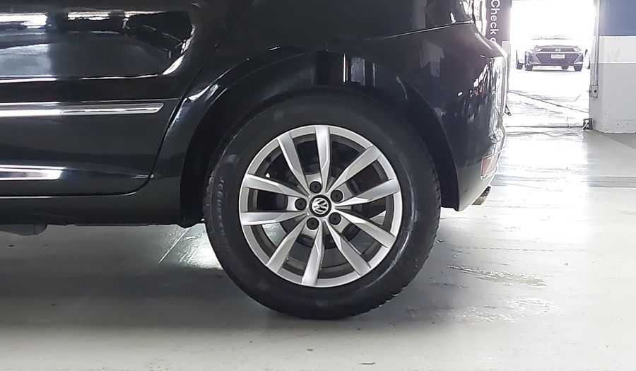 Volkswagen Fox 1.6 VHT TOTAL FLEX PRIME I-MOTION Hatchback 2013