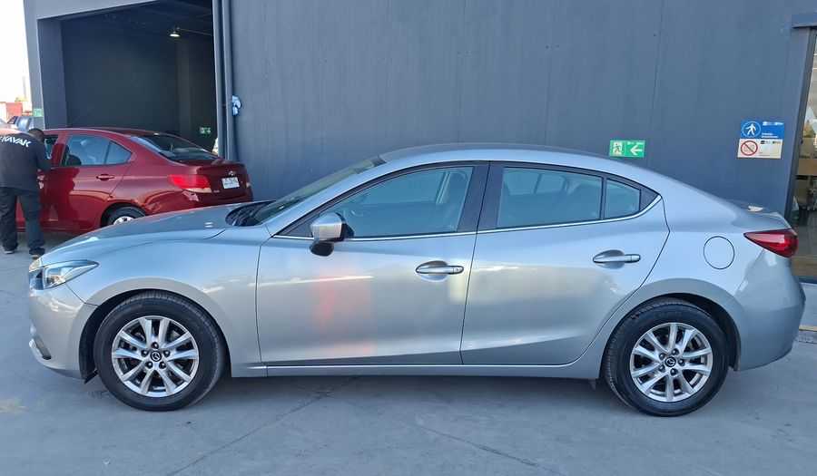 Mazda 3 1.6 S AUTO Sedan 2015
