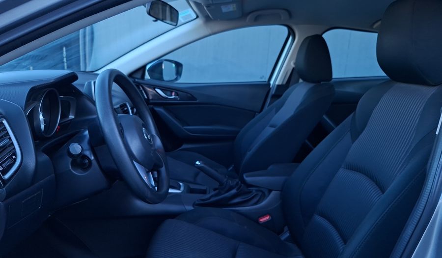 Mazda 3 1.6 S AUTO Sedan 2015