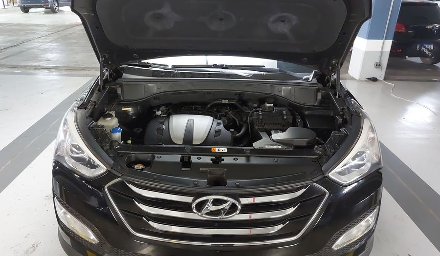 Hyundai Santa Fe 3.3L V6 5L AUTO 4WD Suv 2016