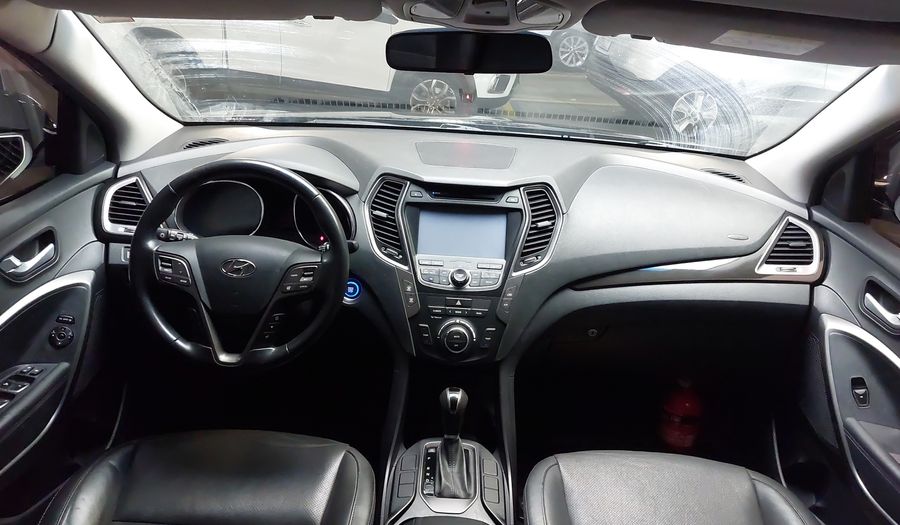 Hyundai Santa Fe 3.3L V6 5L AUTO 4WD Suv 2016