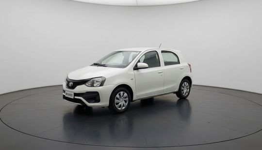 Toyota • Etios