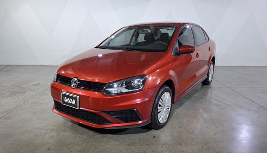 Volkswagen • Vento