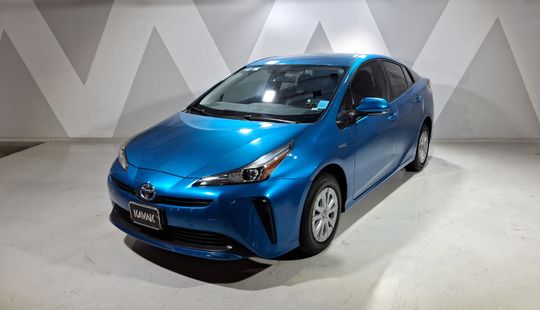 Toyota • Prius