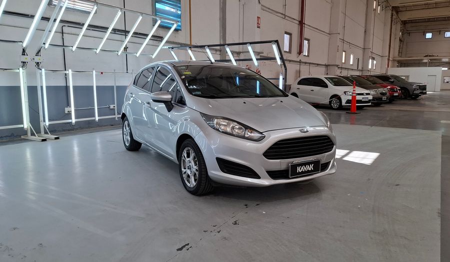 Ford Fiesta Kinetic Design 1.6 S PLUS Hatchback 2014