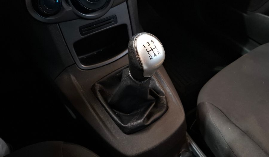 Ford Fiesta Kinetic Design 1.6 S PLUS Hatchback 2014