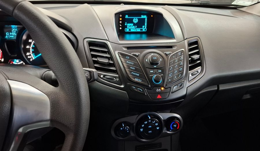 Ford Fiesta Kinetic Design 1.6 S PLUS Hatchback 2014