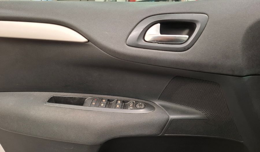 Citroen C4 Lounge 2.0I 16V TENDANCE PACK Sedan 2015